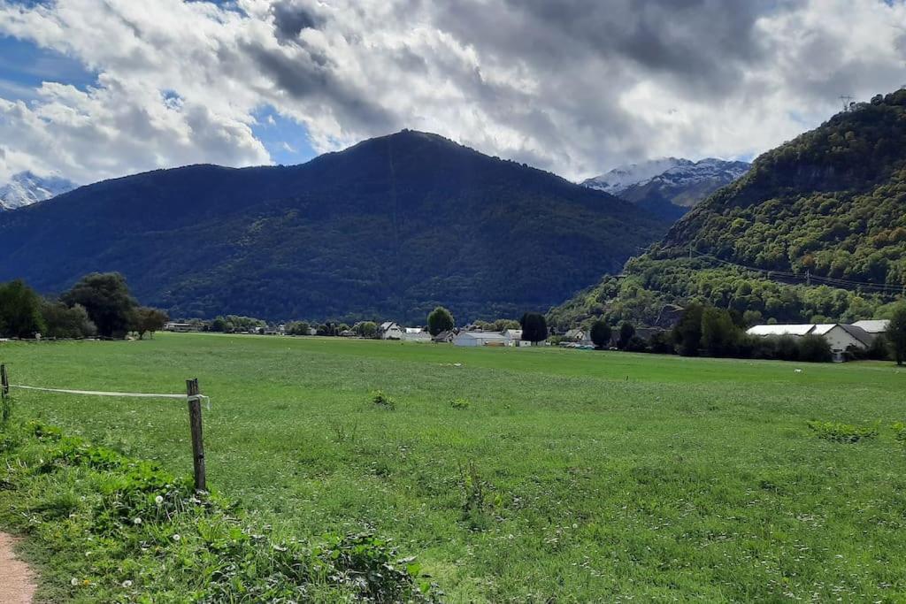 Studio Calme Pour 4 Pers. Vue Exceptionnelle Bagnères-de-Luchon Exteriör bild