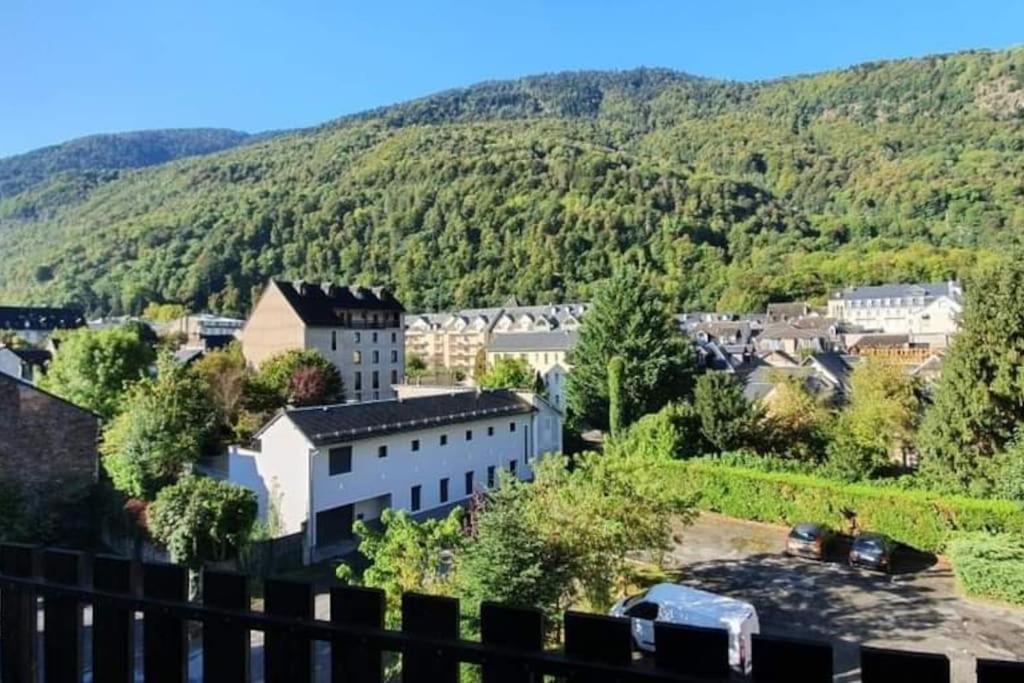 Studio Calme Pour 4 Pers. Vue Exceptionnelle Bagnères-de-Luchon Exteriör bild