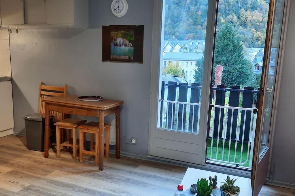 Studio Calme Pour 4 Pers. Vue Exceptionnelle Bagnères-de-Luchon Exteriör bild